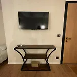 Refurbished In The Old Town, Steps From The