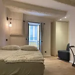 Refurbished In The Old Town, Steps From The Apartamento Menton