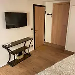 Refurbished In The Old Town, Steps From The *