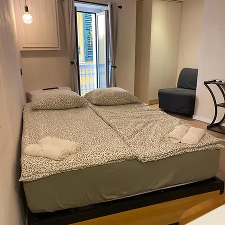 Appartement Refurbished In The Old Town, Steps From The *